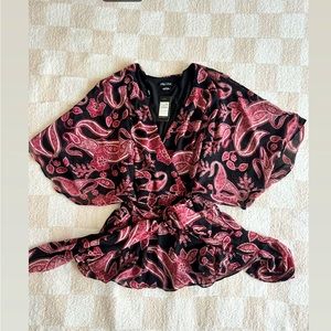 City Chic paisley level top